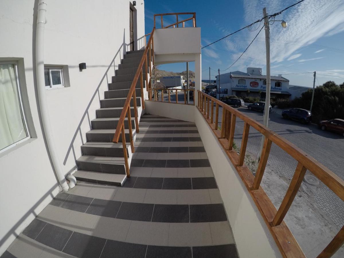 Alojamiento Goos Hostel Puerto Piramides Ngoại thất bức ảnh